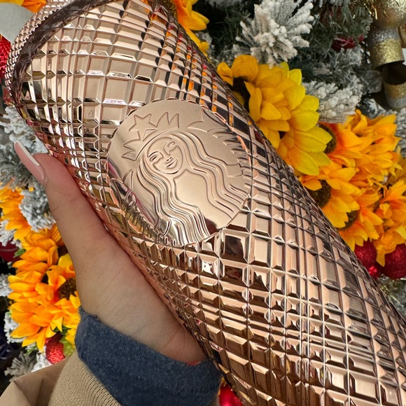 STARBUCKS Christmas 2023 rose gold and champagne tumbler ✨ - Picture 13 of 13